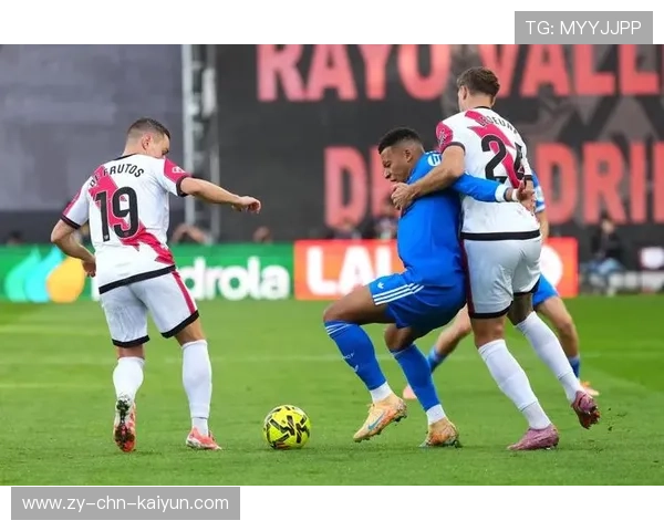 维尼修斯连续4场助攻，皇马锋线火力全开